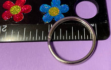 Load image into Gallery viewer, Metal Keychain Split Rings 25mm Diameter
